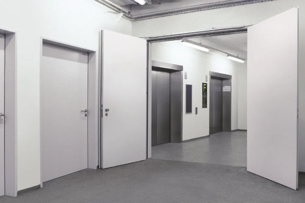 Brandschutzt&uuml;r Krankenhaus